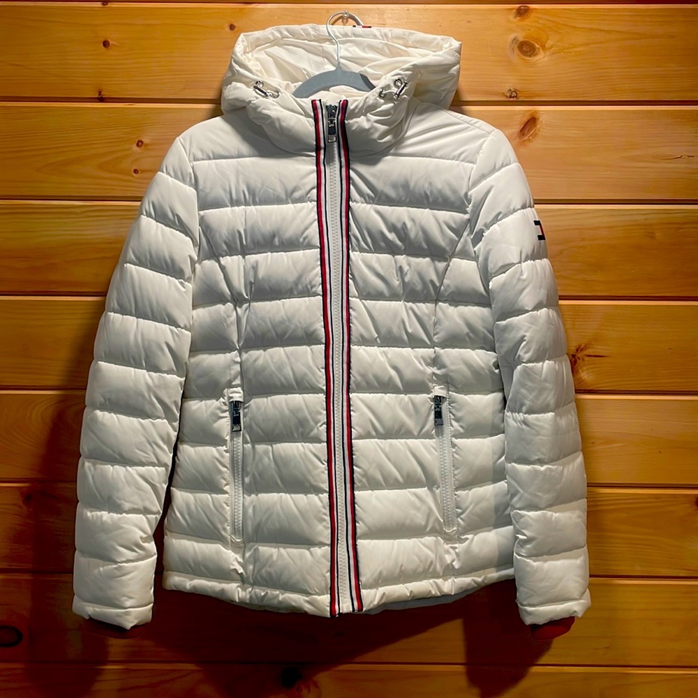 White Tommy Hilfiger Winter Coat Size Small